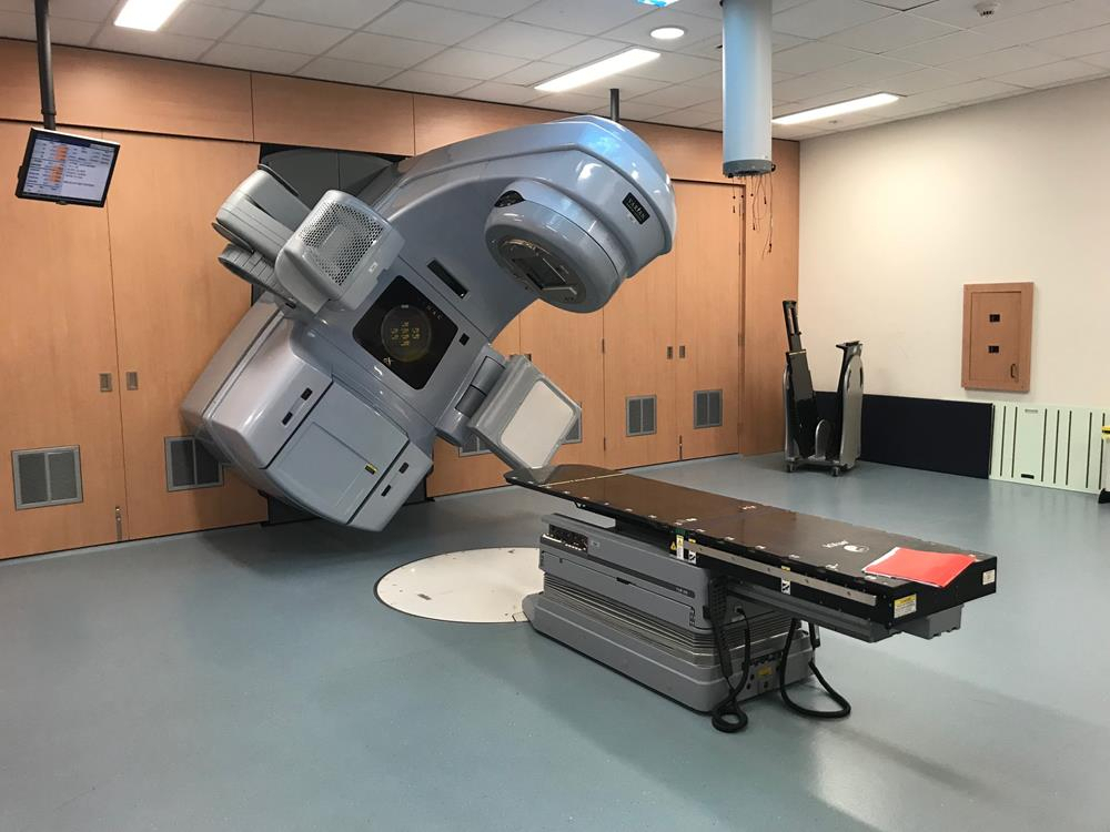 Radiotherapy machine