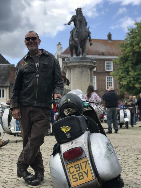 Snowy-White-Scooter-Sunday