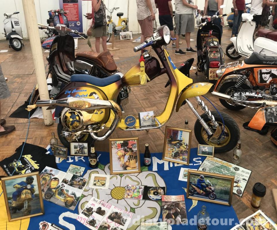Top-Banana-Vespa