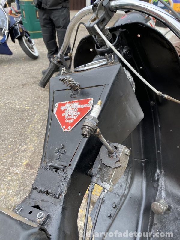 Garagista-black-Vespa-3