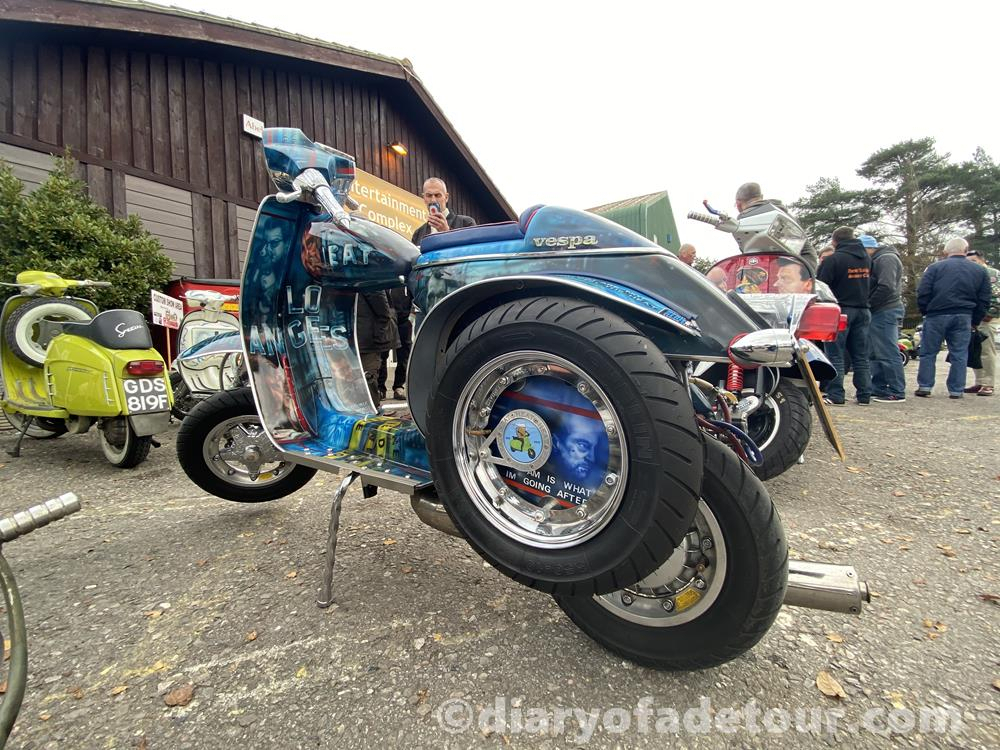 LAPD-HEAT-Custom-Vespa-1