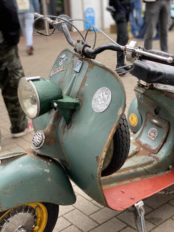 Classic-custom-Vespa
