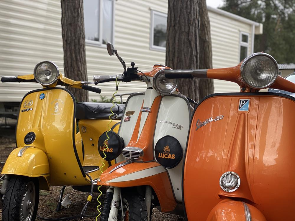 Colourful-classic-scooters